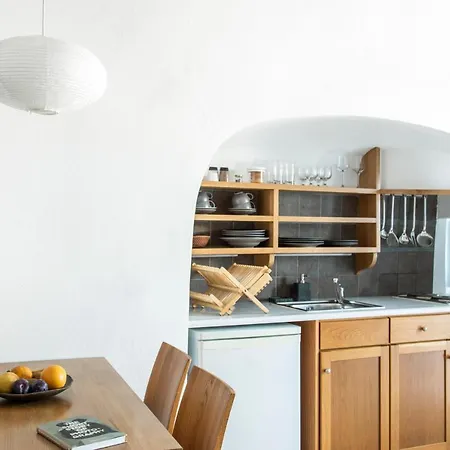 Gabbiano Traditional Cave Apartment *