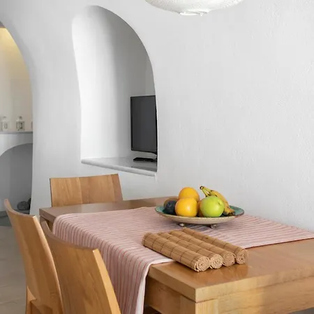 Gabbiano Traditional Cave Apartment *