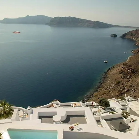 Gabbiano Traditional Cave Apartment Oia (Santorini)