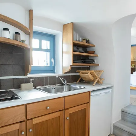 Gabbiano Traditional Cave Apartment