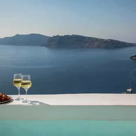 Gabbiano Traditional Cave * Oia